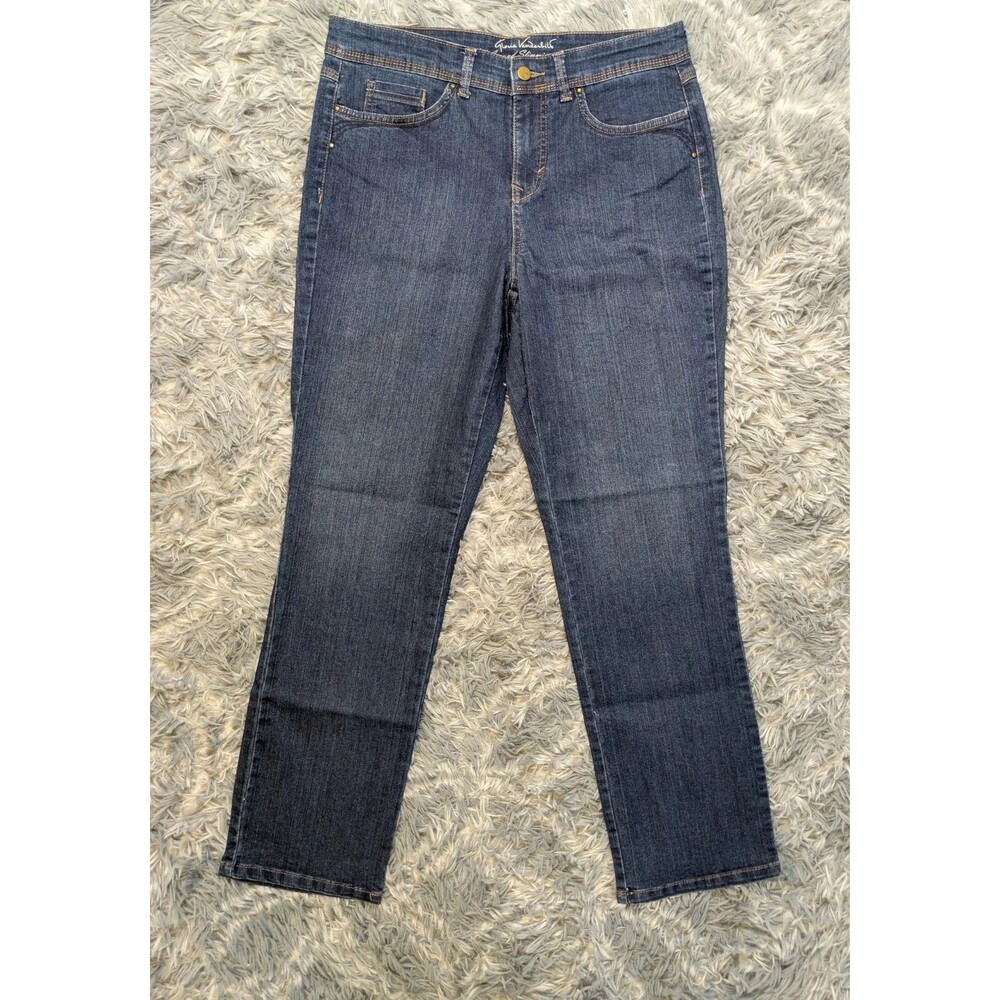 Women's size 12 Gloria Vanderbilt all around slimming effect jeans